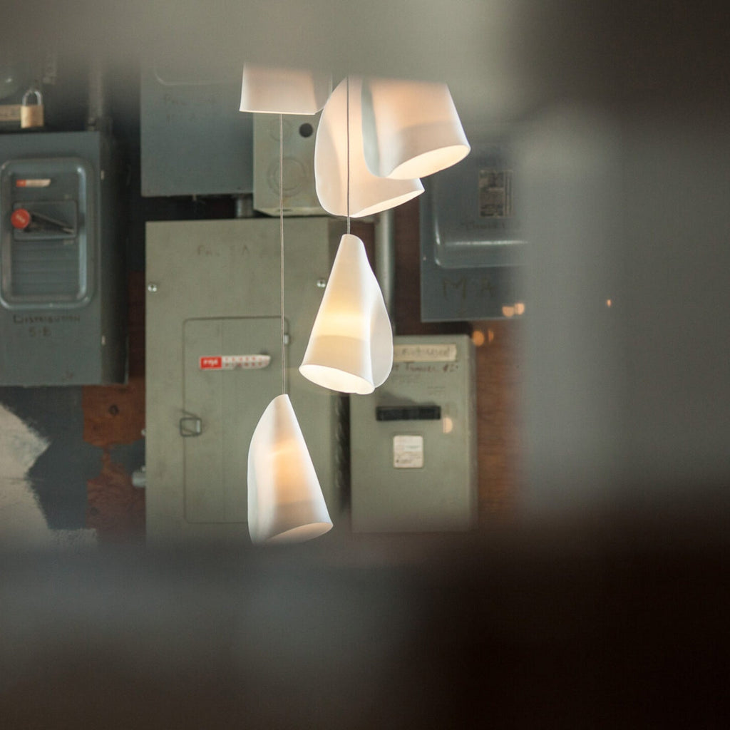 21 Thin Porcelain Pendant Lamp — view 16