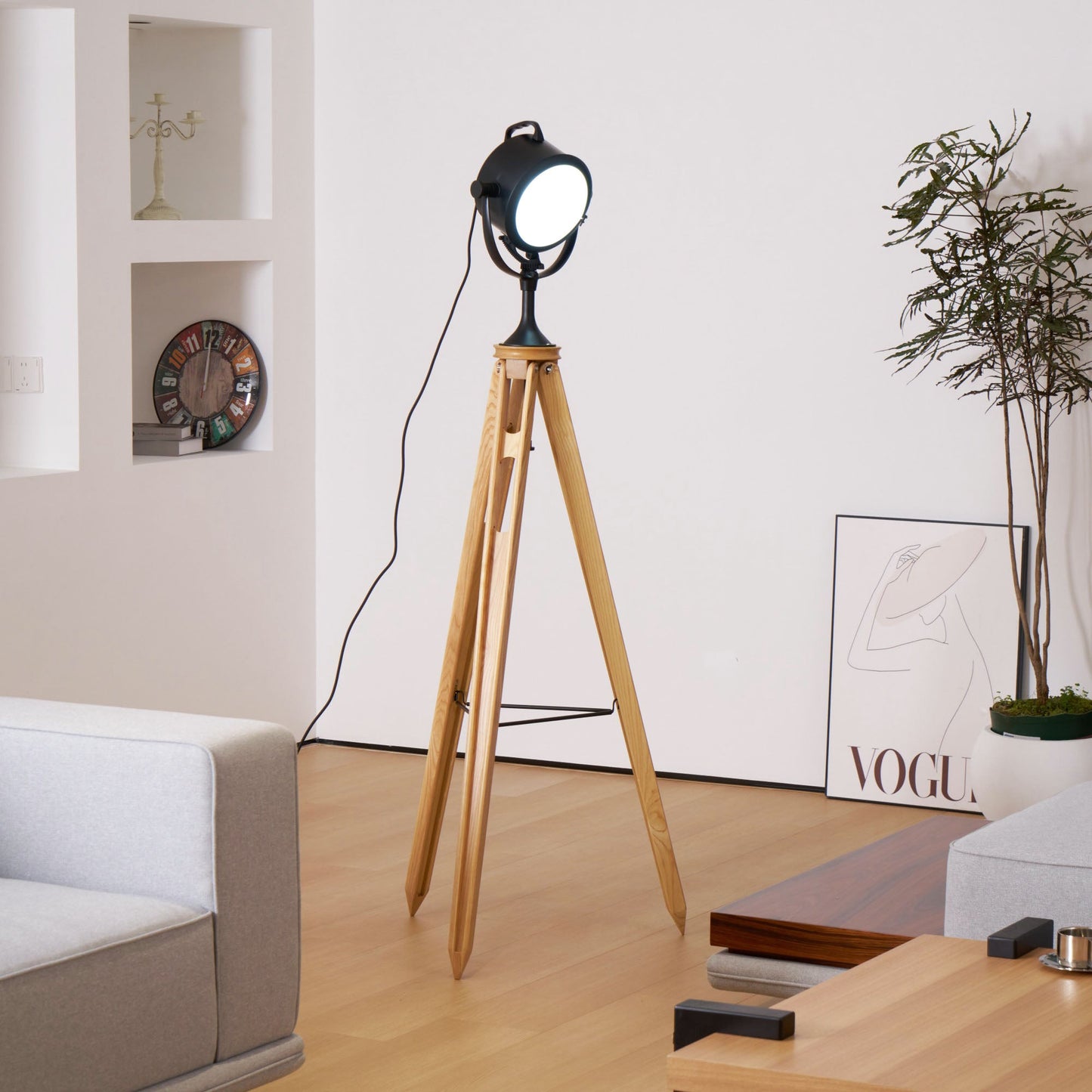 Alfred Tripod Floor Lamp