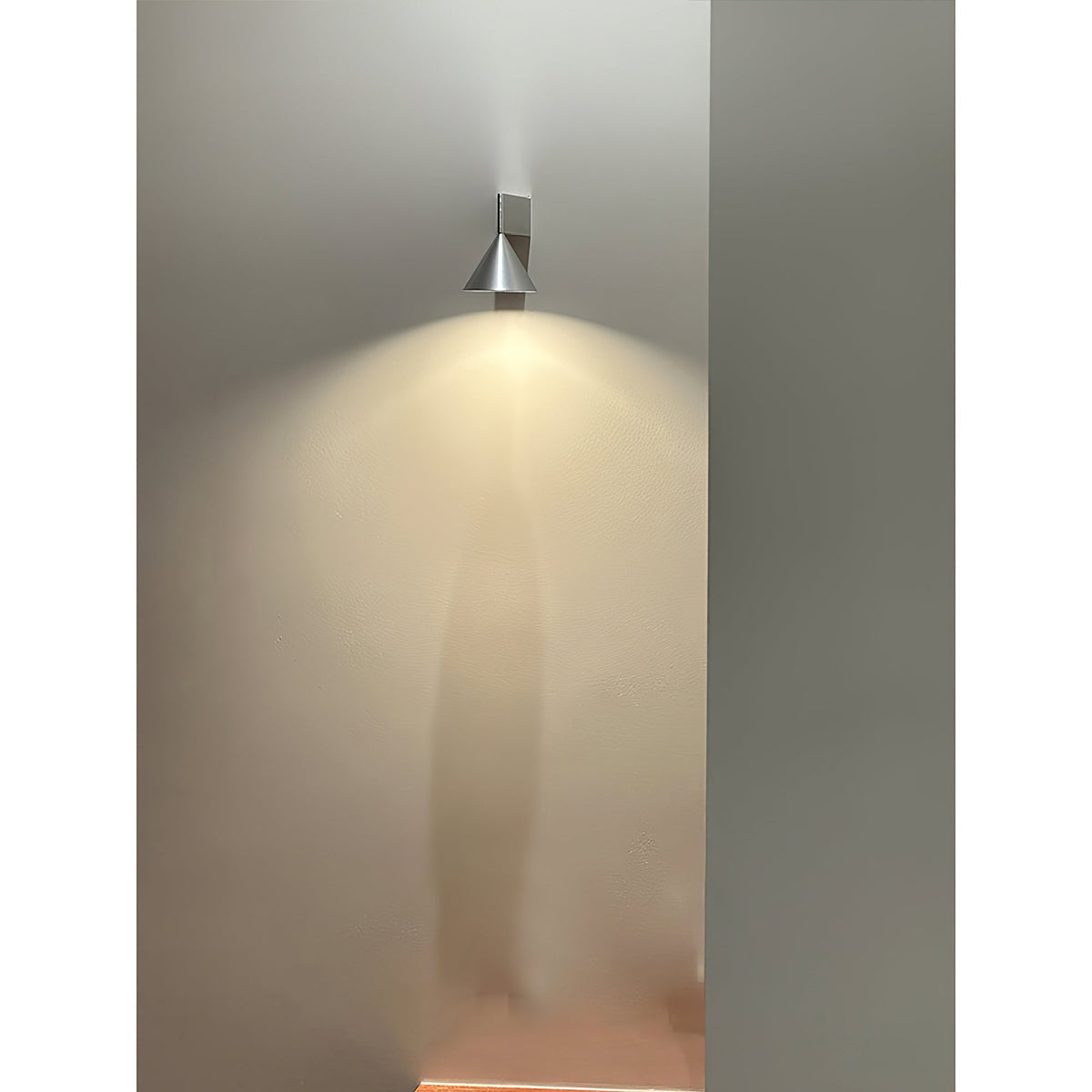 Apollo Aluminum Wall Lamp — view 13