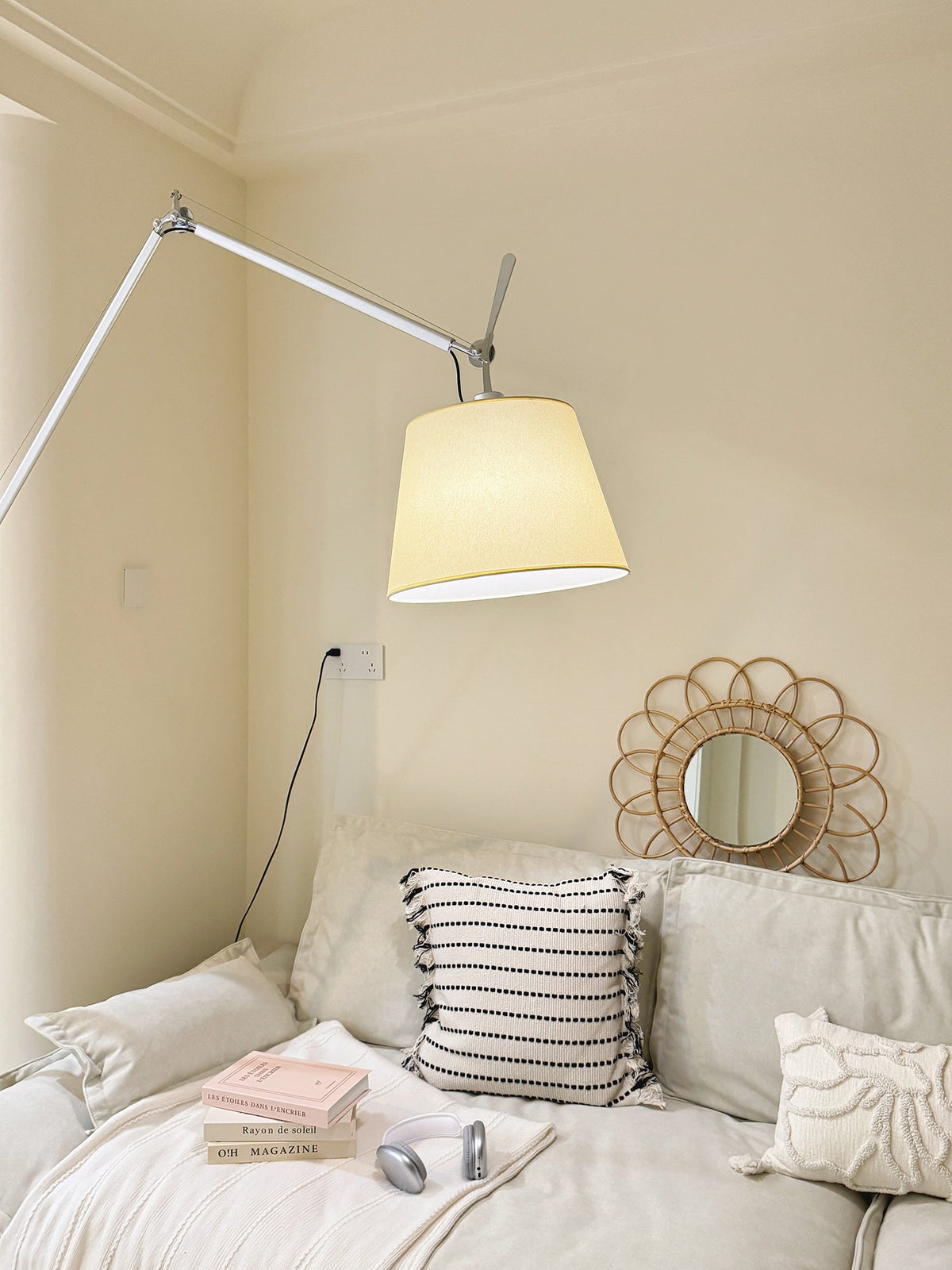 Artemide Floor Lamp — view 25