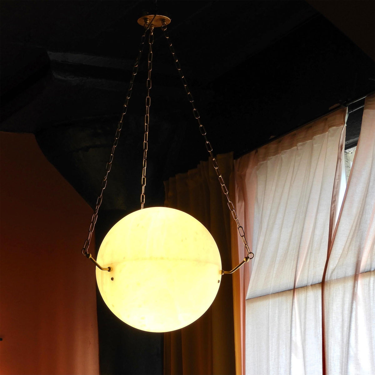 Atlas Alabaster Pendant Lamp — view 2