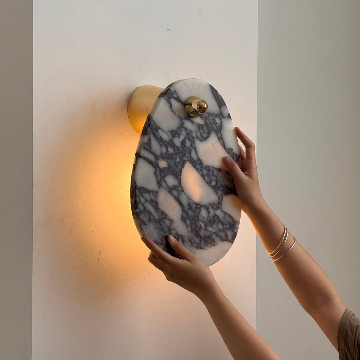 Aurora Marble Wall Lamp — view 2