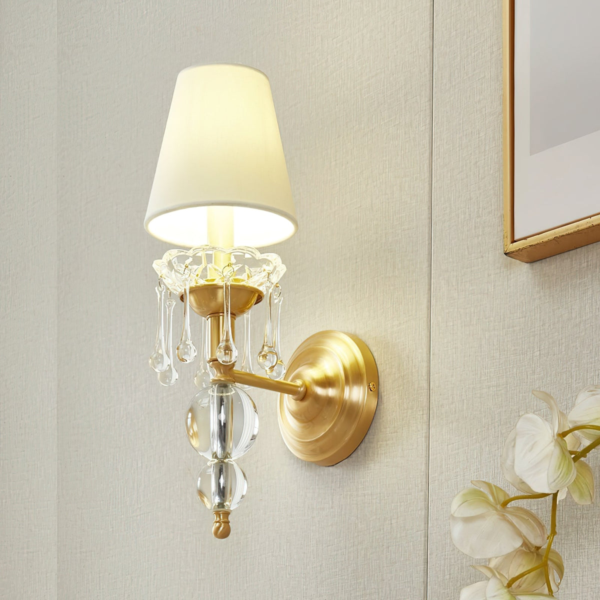 Avala Wall Lamp — view 4