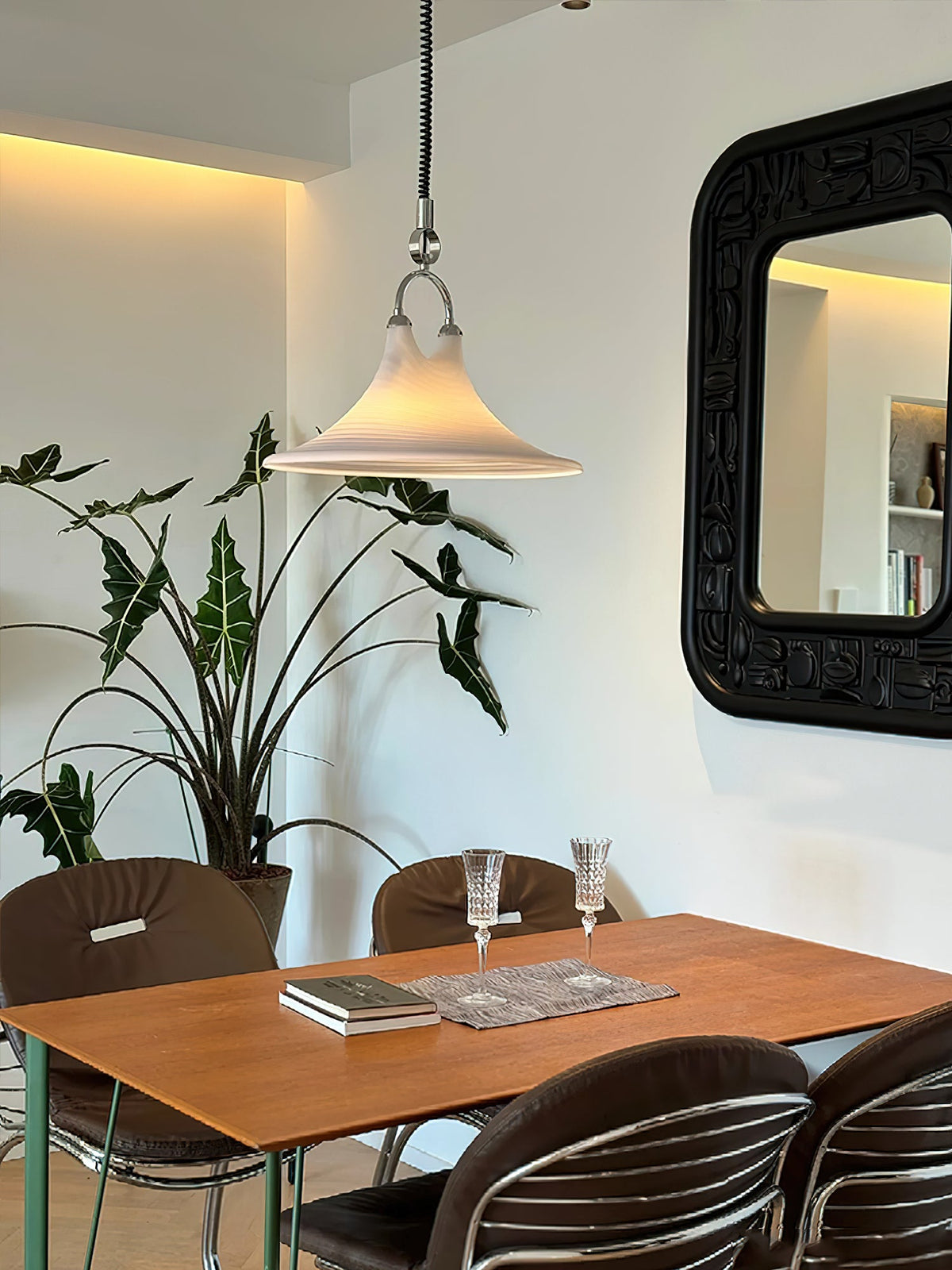 Carlo Trumpet Pendant Lamp — view 16