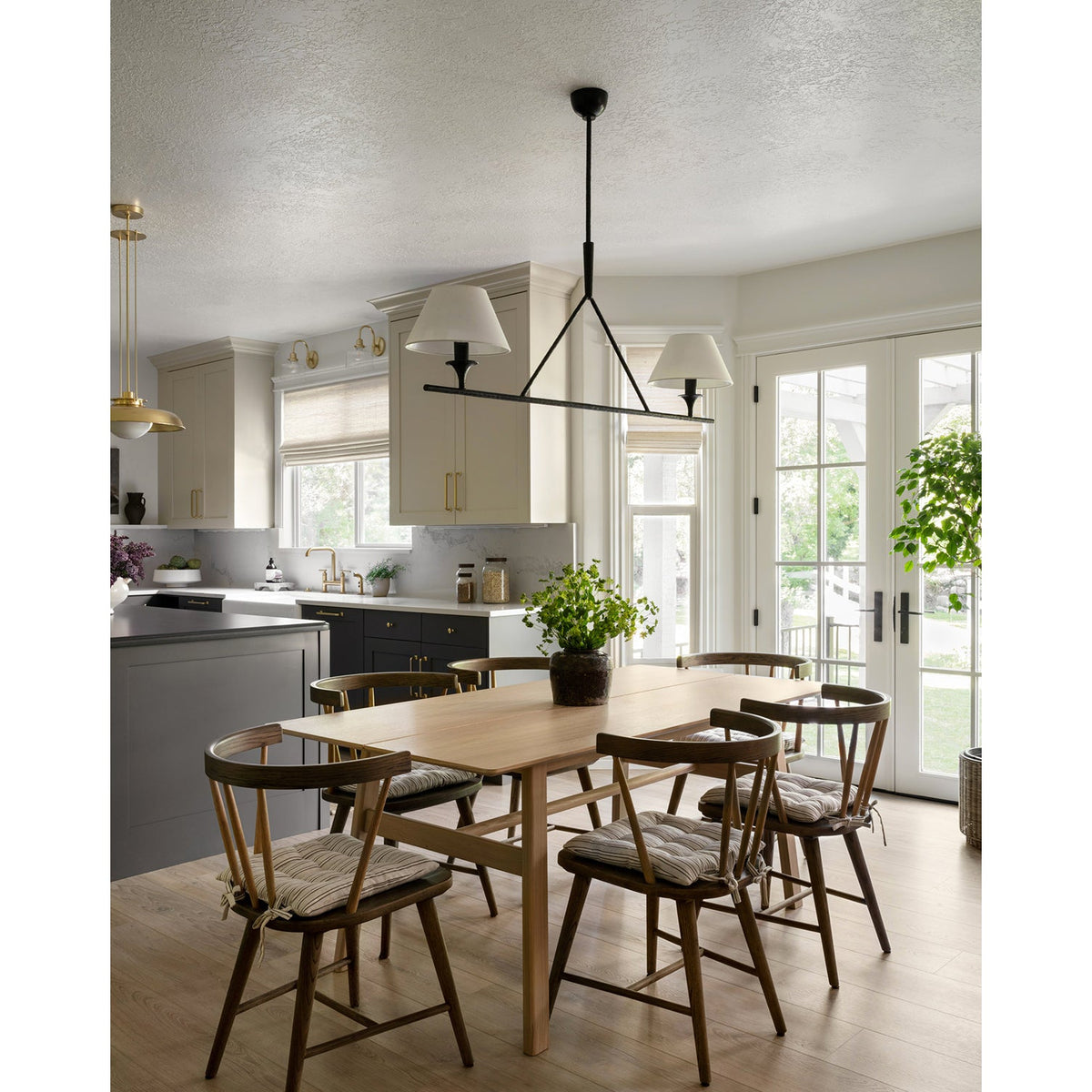 Casta Linear Chandelier — view 12