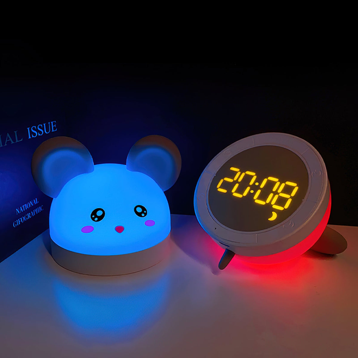 Cat Mouse Clock Night Light — view 36