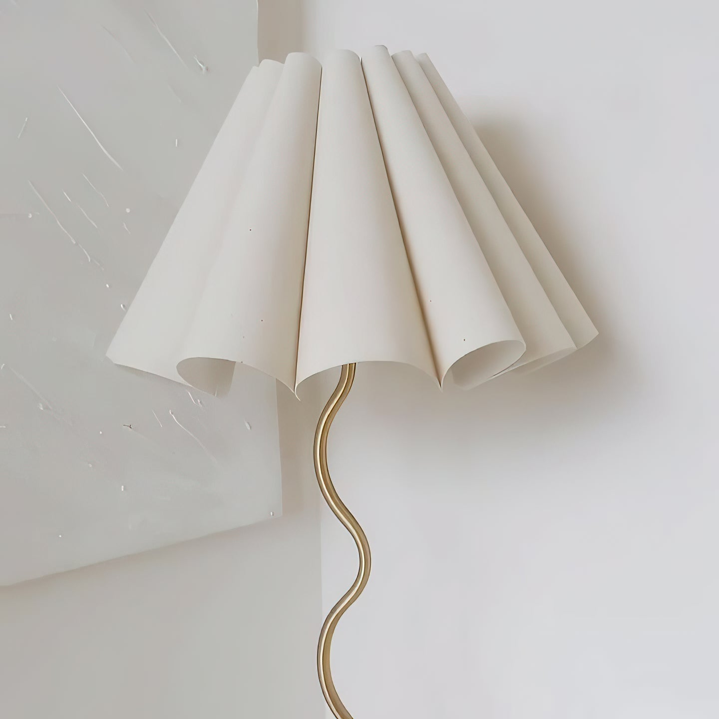 Cora Floor Lamp