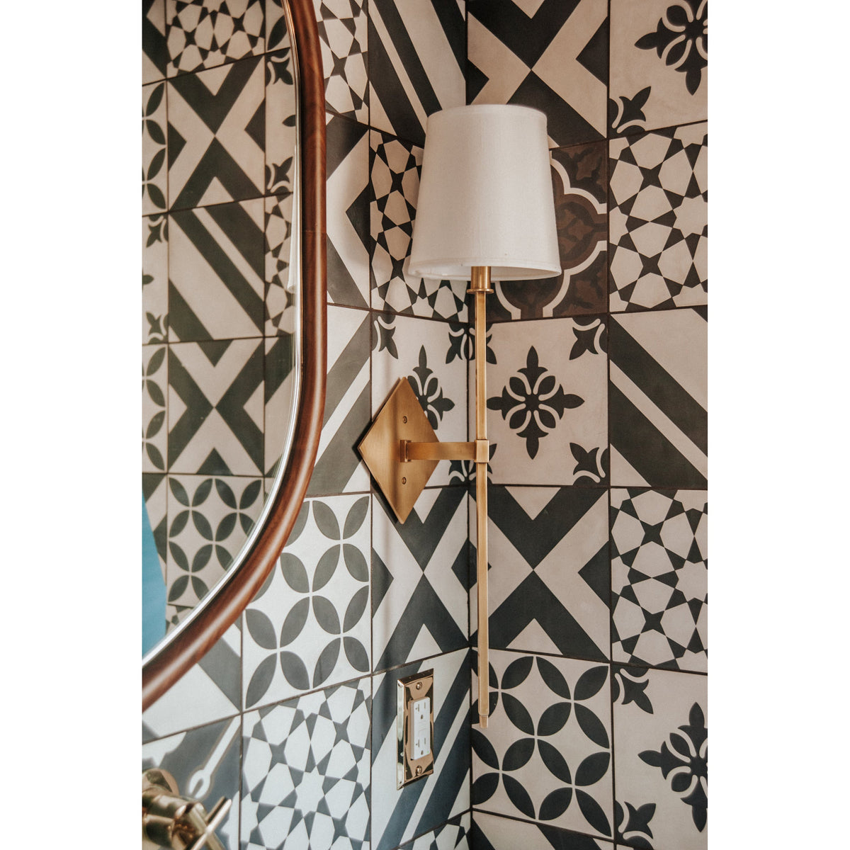 Cortland Wall Lamp — view 5