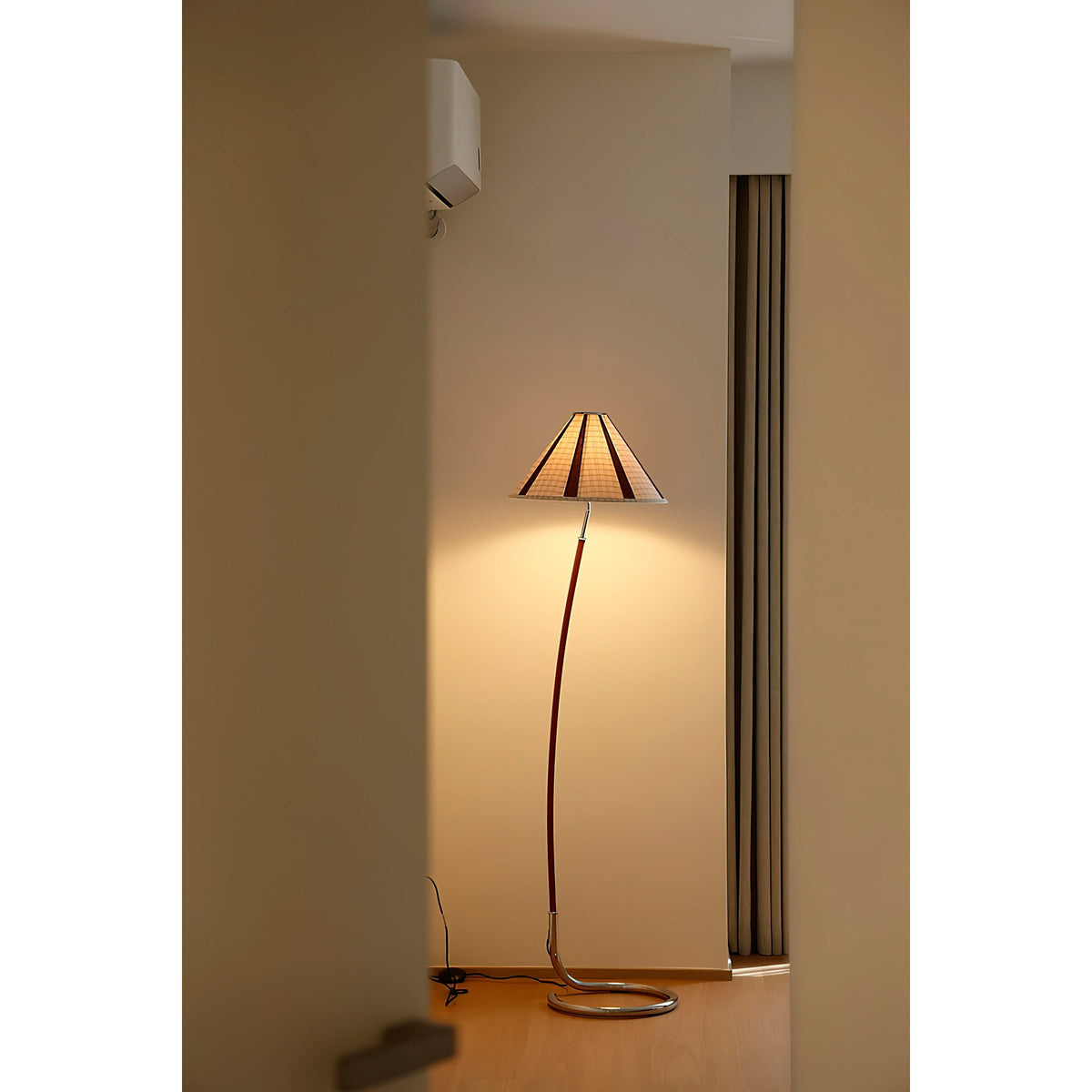 Dornstab Floor Lamp — view 15
