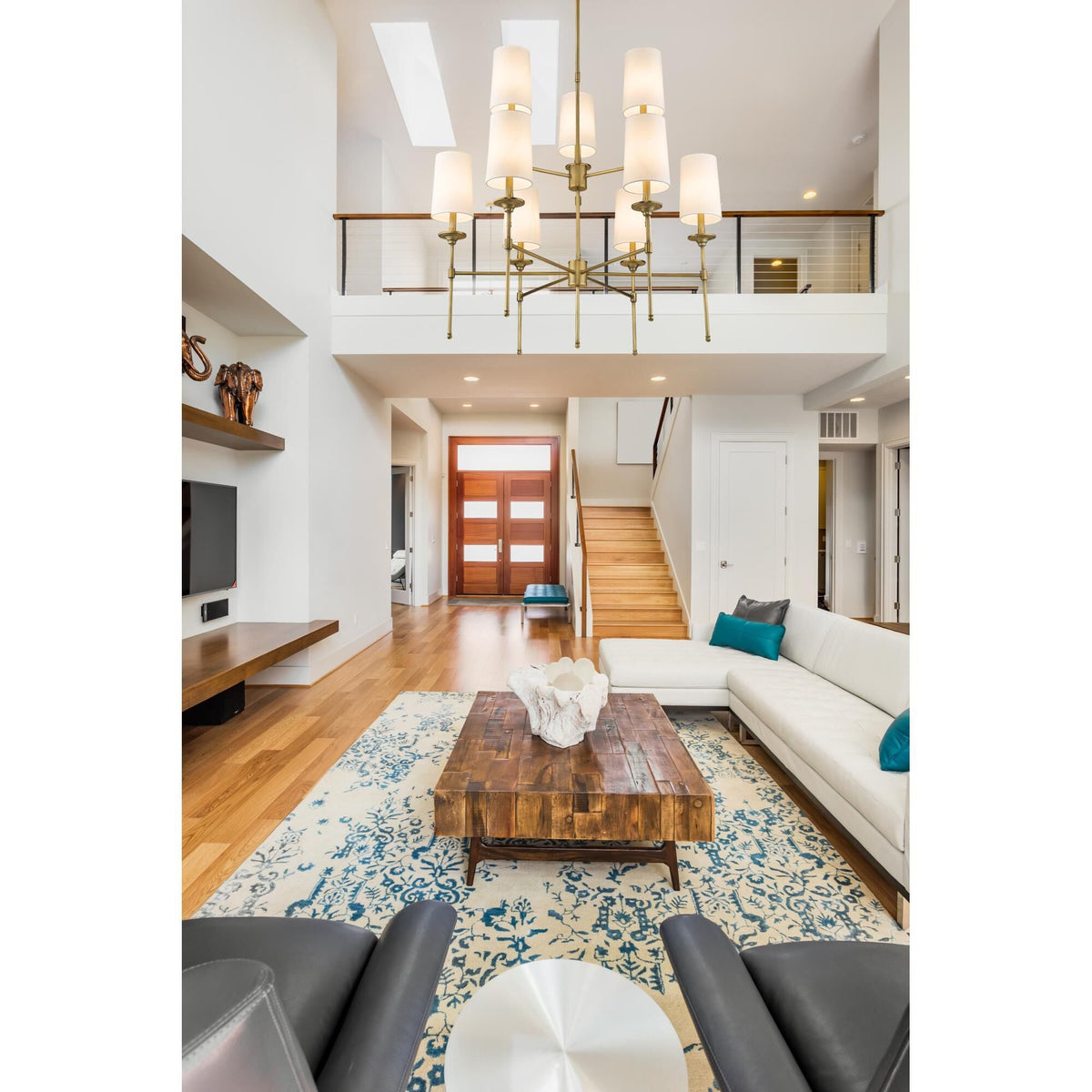 Emily Chandelier — view 29