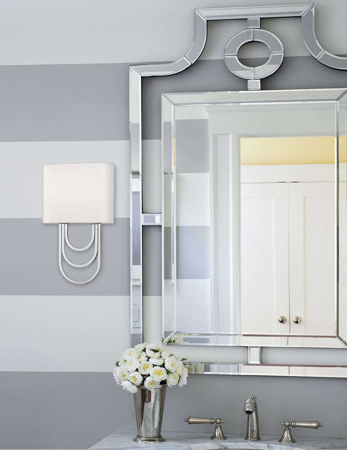Farah Wall Lamp — view 2