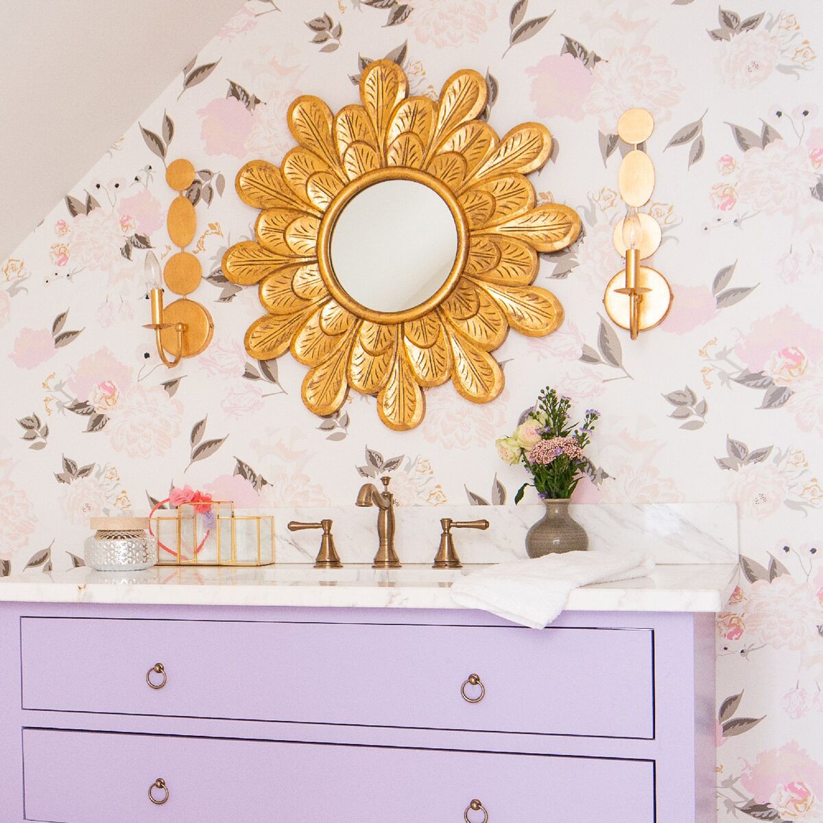 Layla Wall Lamp — view 2