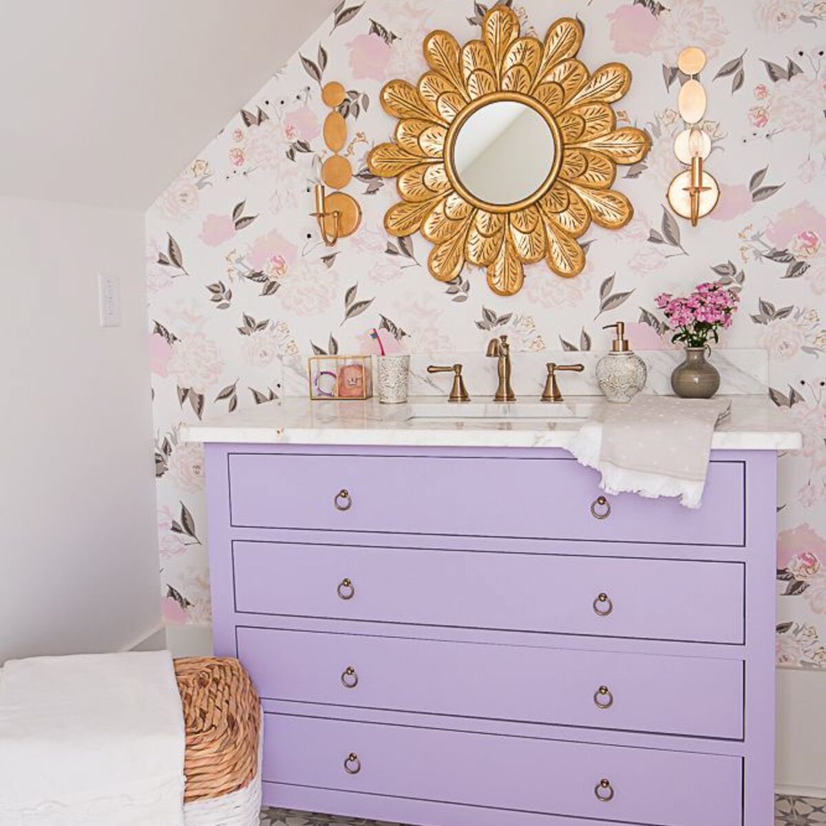 Layla Wall Lamp — view 4