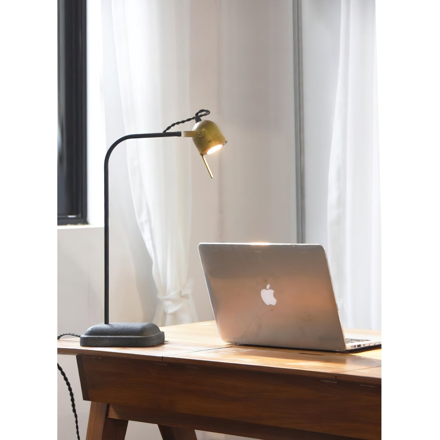Leipzig Table Lamp