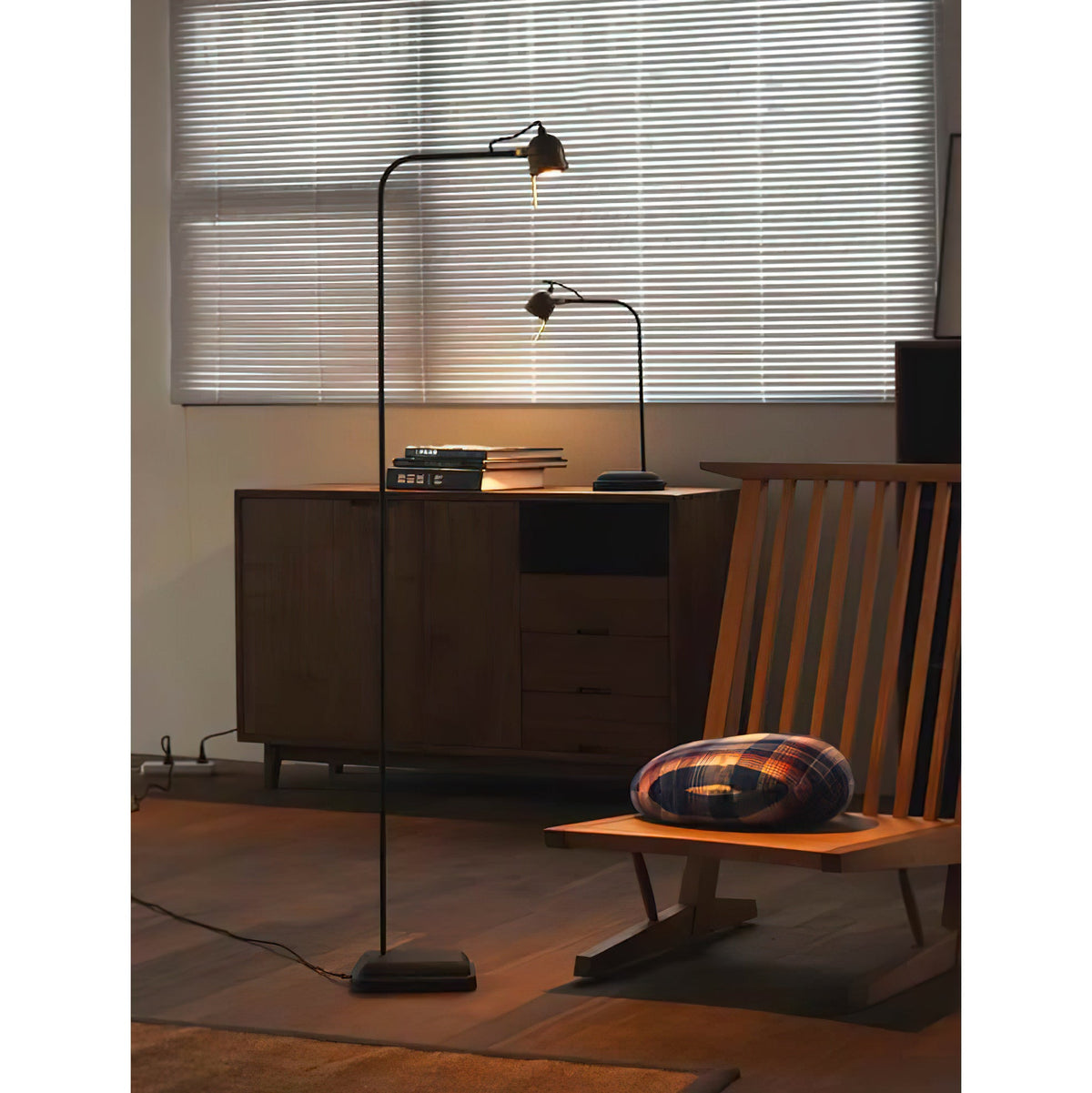 Leipzig Table Lamp — view 9