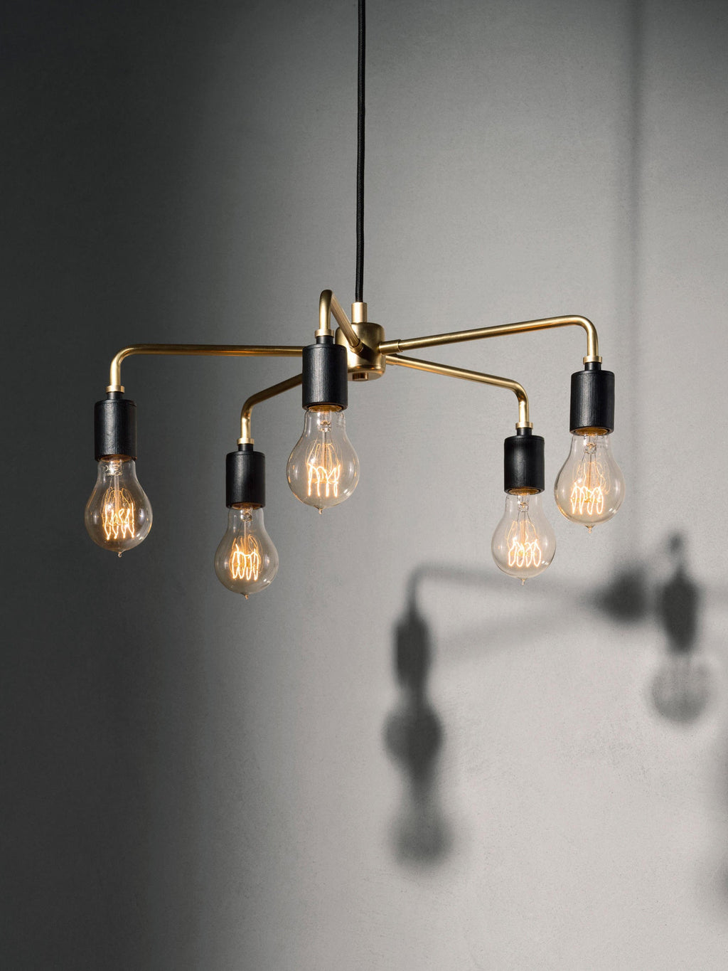 Leonard Chandelier — view 2