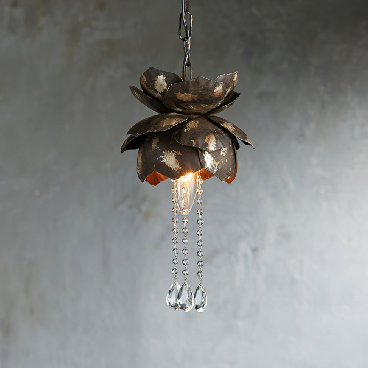 Lotus Feldman Pendant Lamp — view 5