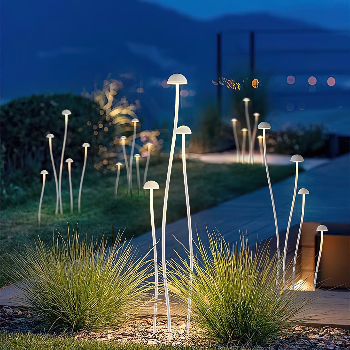 Luciole Outdoor Floor Lamp