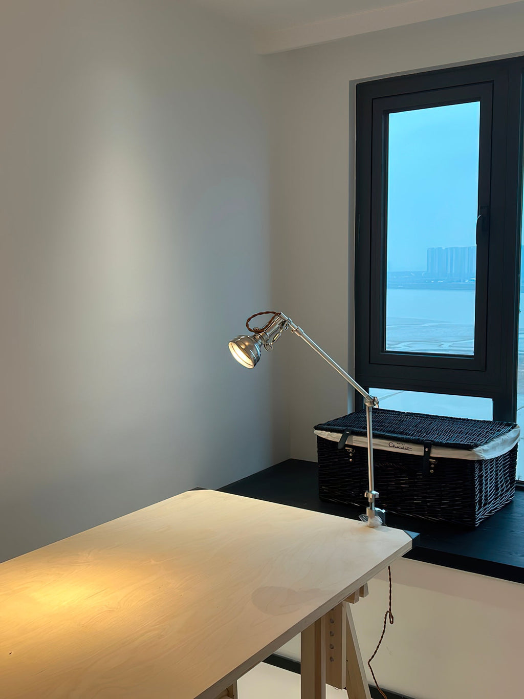 Lumina Articulated Table Lamp — view 17