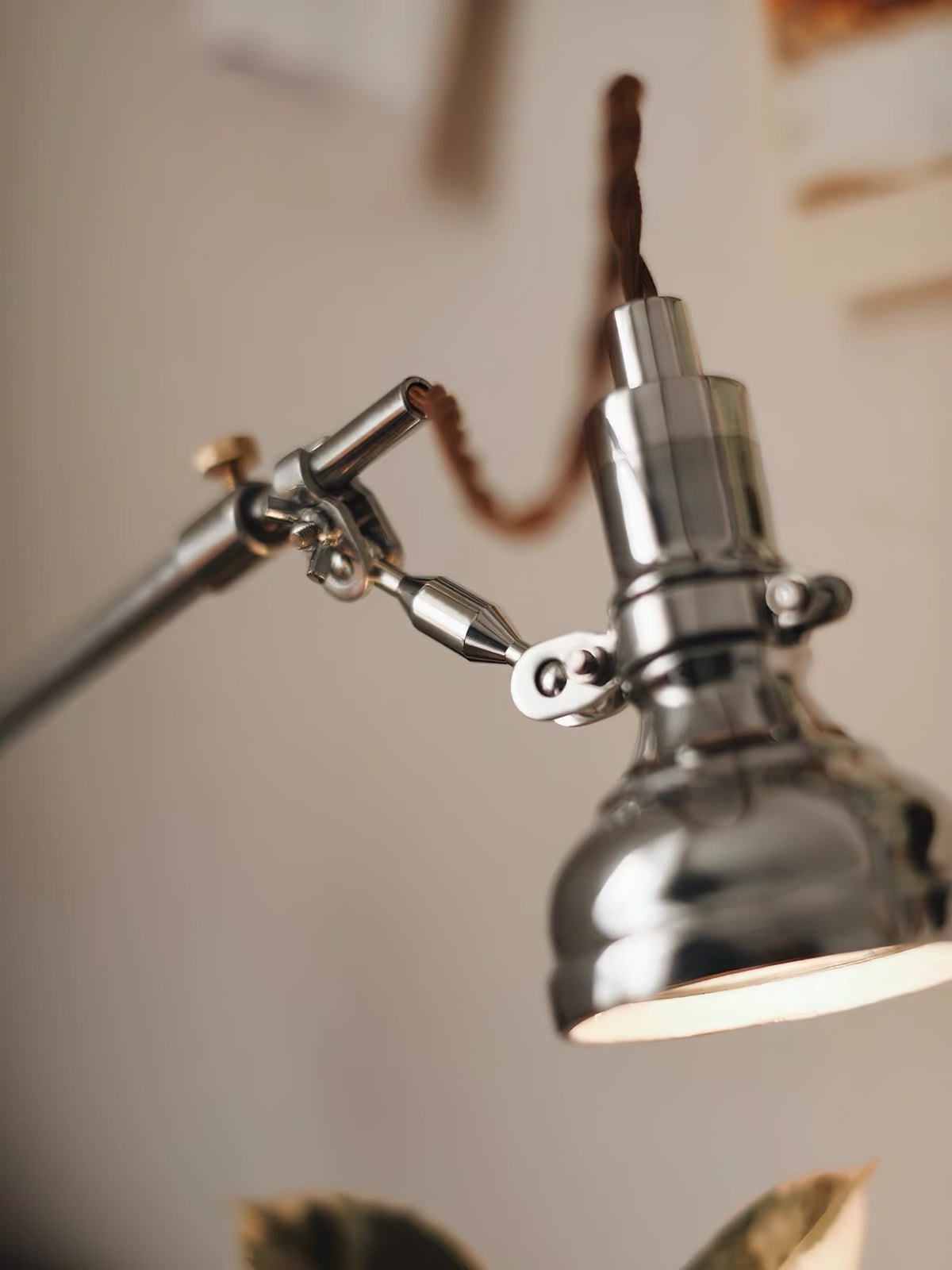 Lumina Articulated Table Lamp — view 18