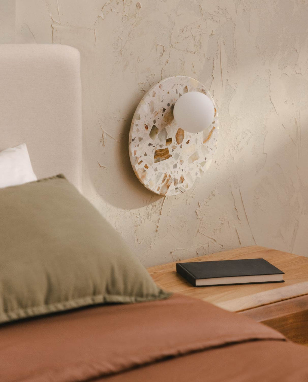 Lunas Terrazzo Wall Lamp — view 2
