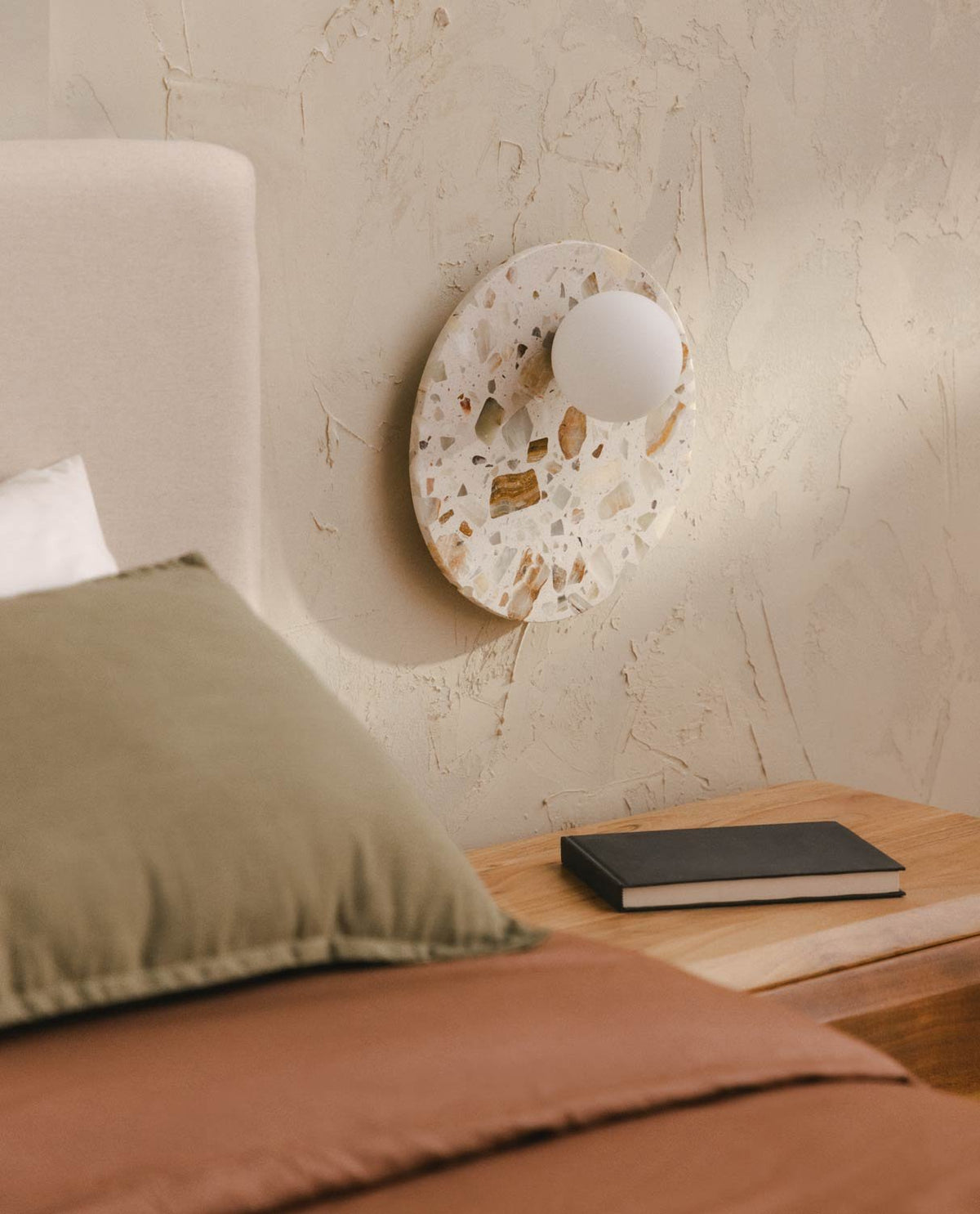 Lunas Terrazzo Wall Lamp — view 2