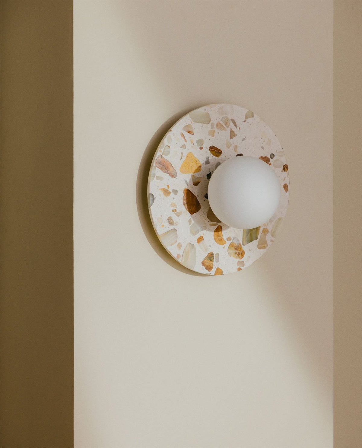 Lunas Terrazzo Wall Lamp — view 5