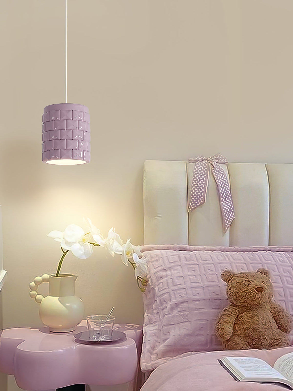 Lysne Girl Pendant Lamp — view 9