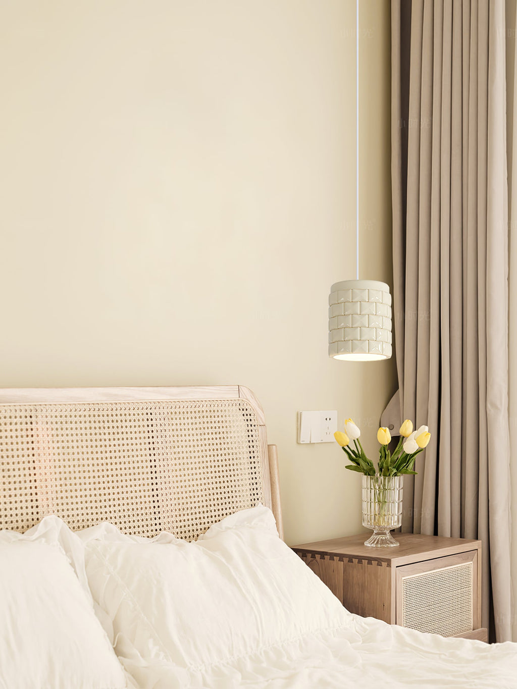 Lysne Girl Pendant Lamp — view 13