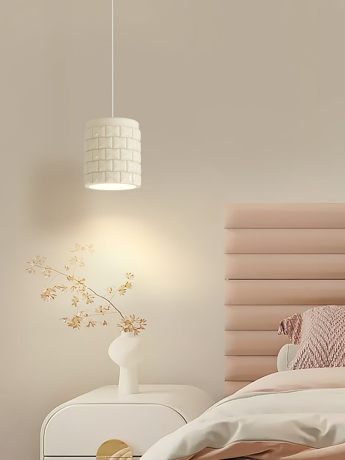 Lysne Girl Pendant Lamp — view 15
