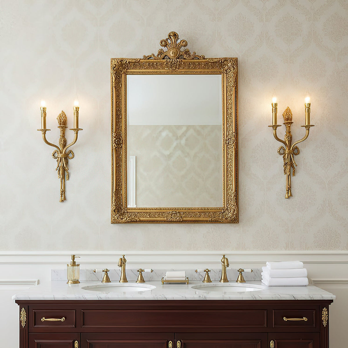 Madeleine Brass Wall Lamp — view 2