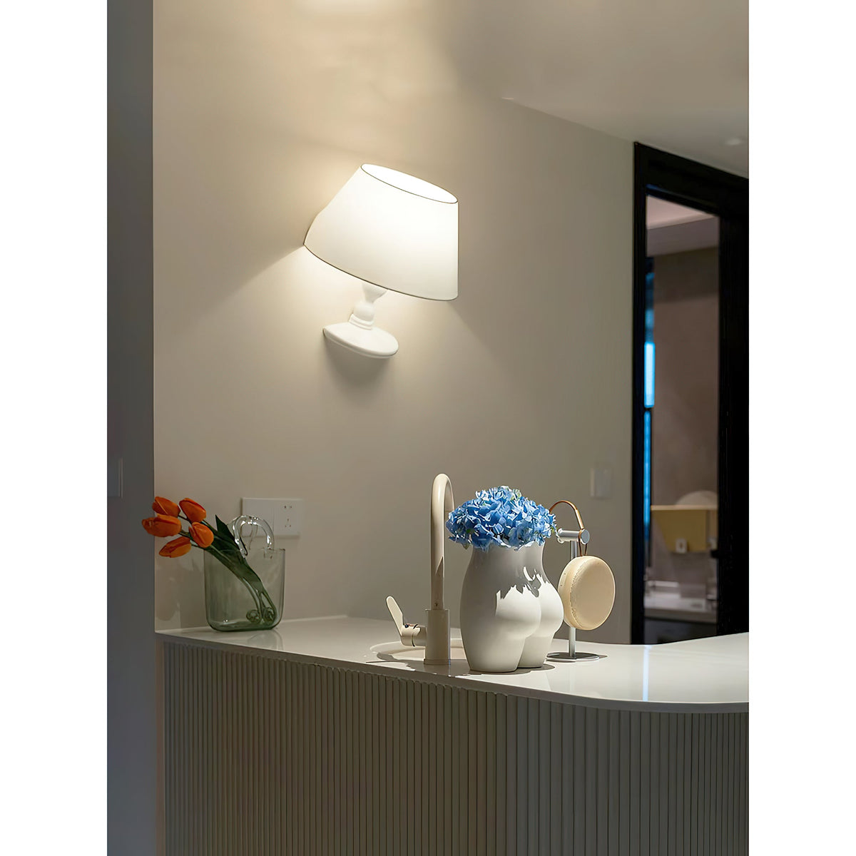 Melampo Wall Lamp — view 8