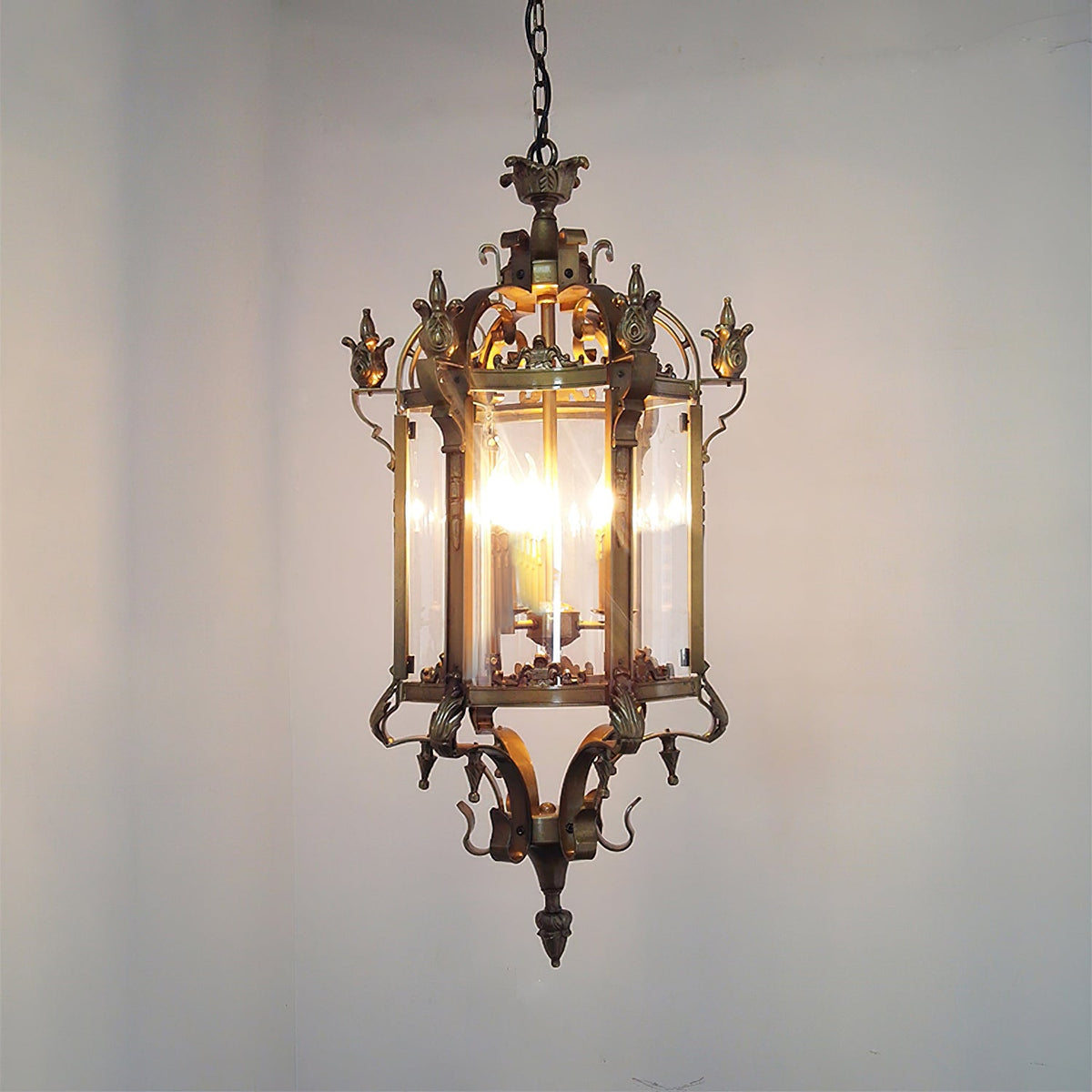 Metropolitan Lantern Chandelier — view 2