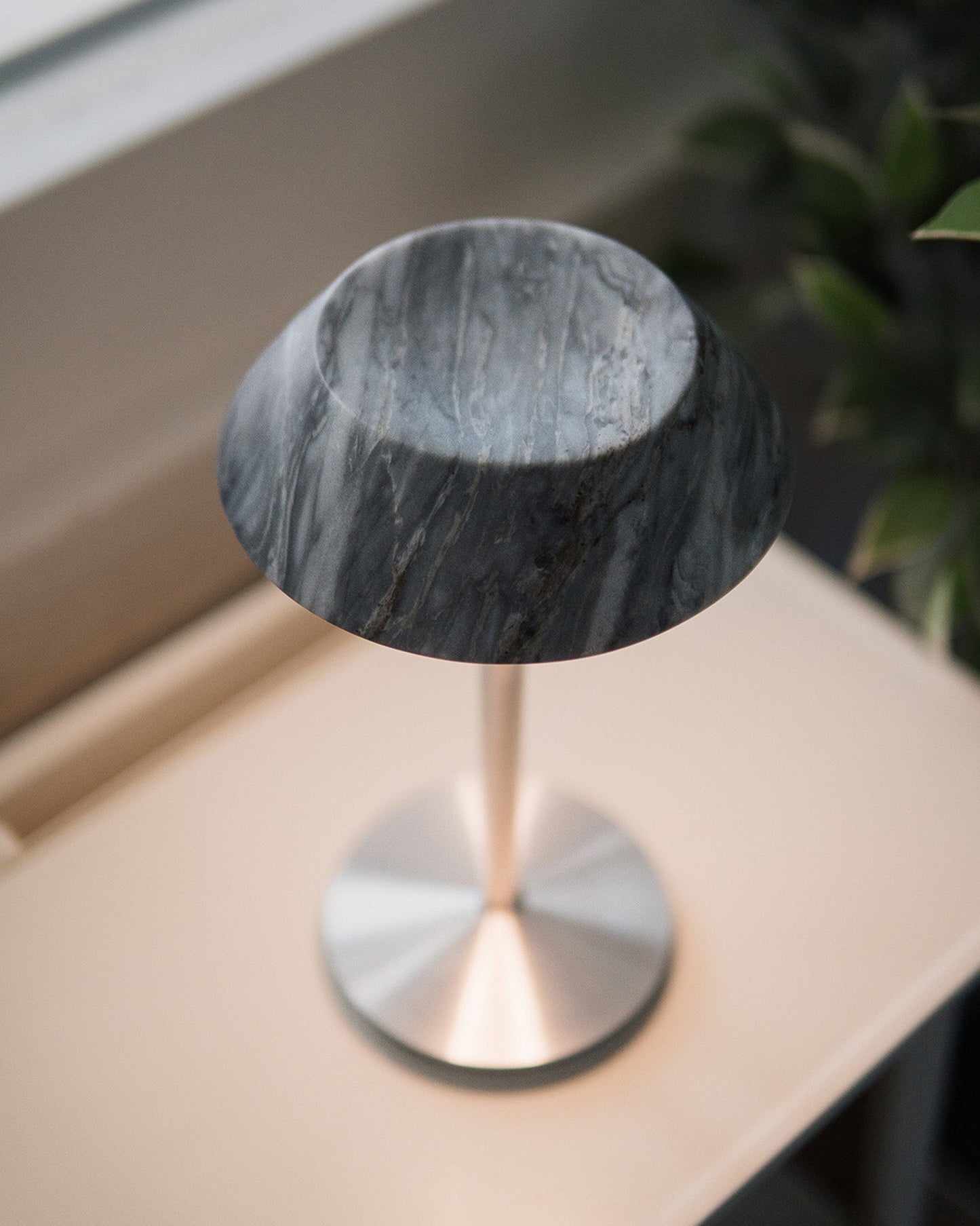 Mini Fiore Table Lamp (built-in battery)