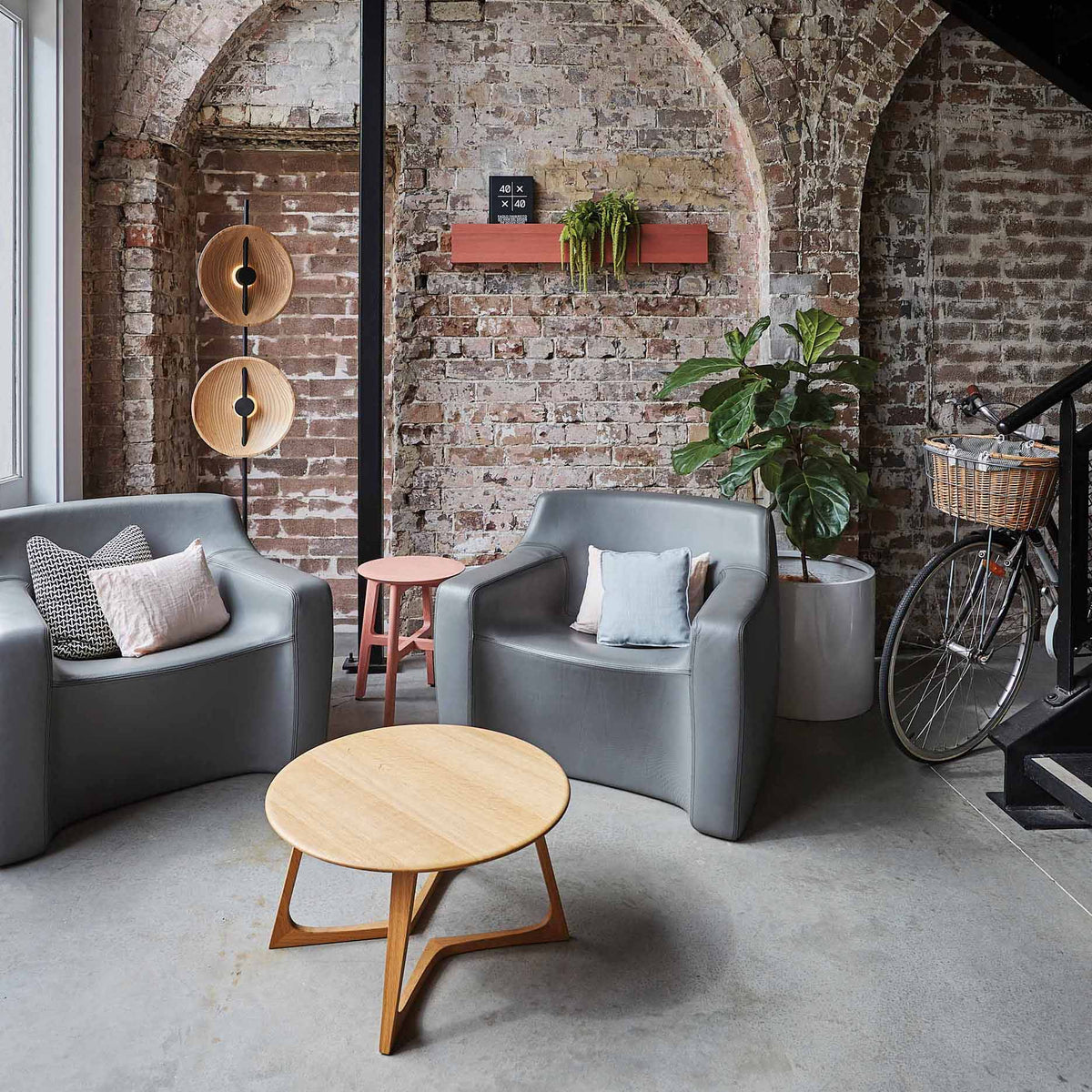 Mito Floor Lamp — view 6
