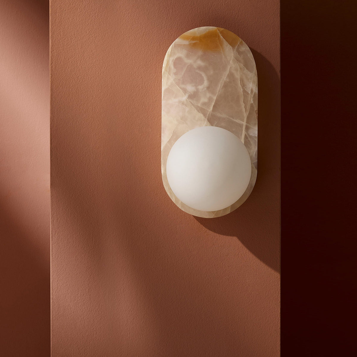 Onyx Arch Wall Lamp — view 9