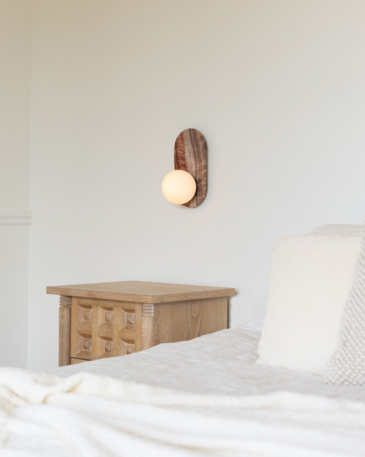 Onyx Arch Wall Lamp — view 4