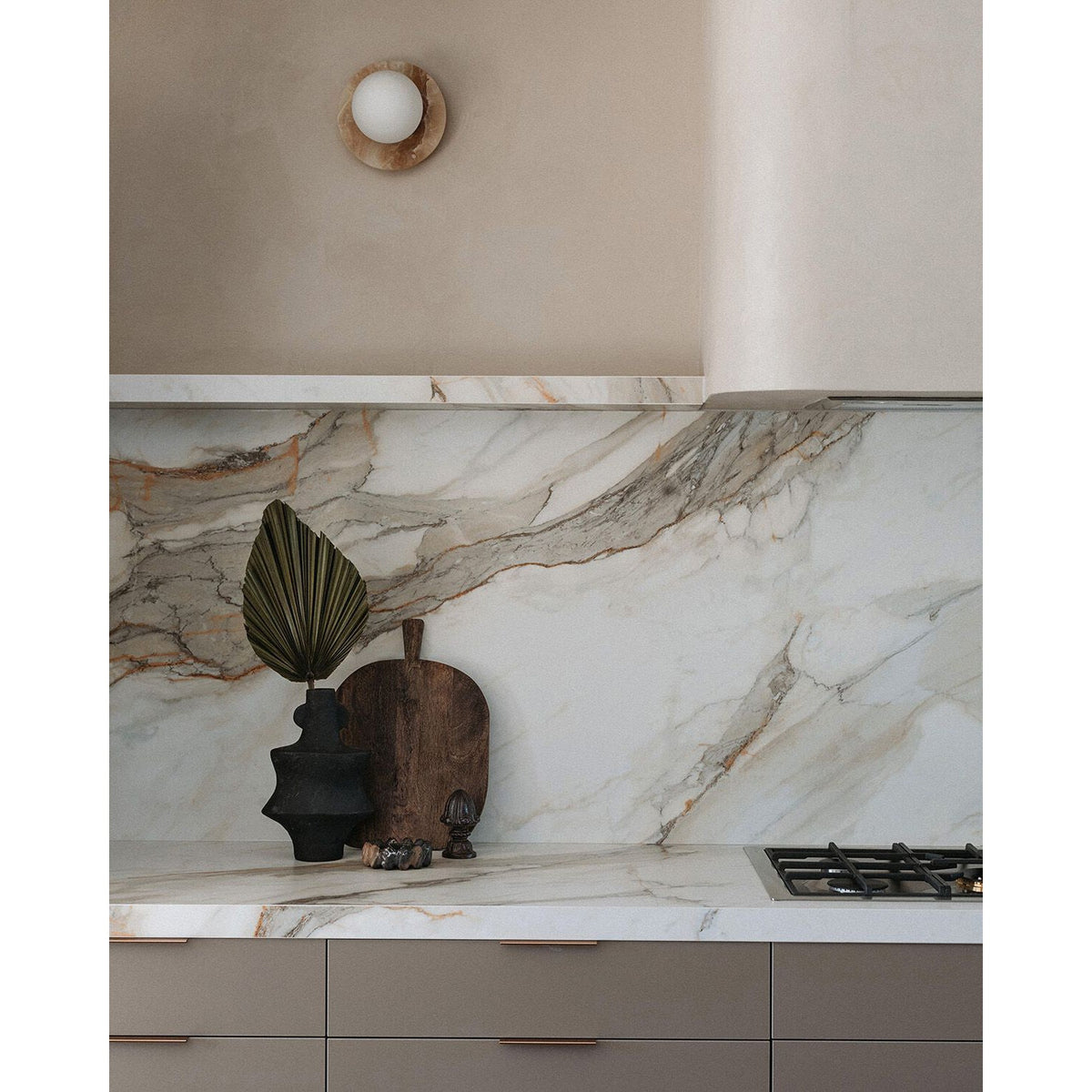 Onyx Krema Wall Lamp — view 6