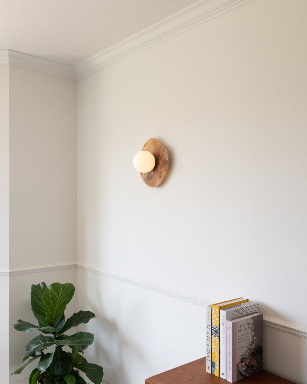Onyx Nopal Wall Lamp — view 4