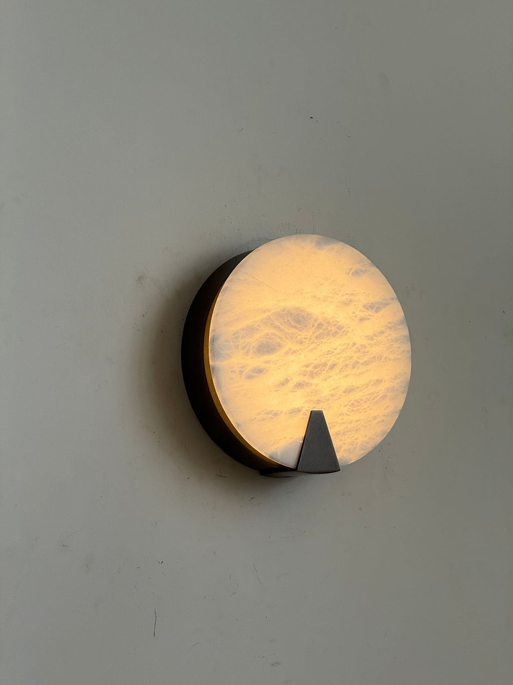 Ophelia Alabaster Round Sconce — view 16