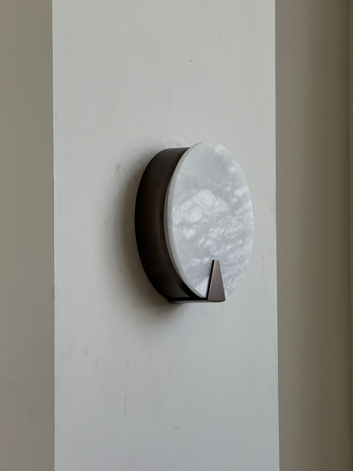 Ophelia Alabaster Round Sconce