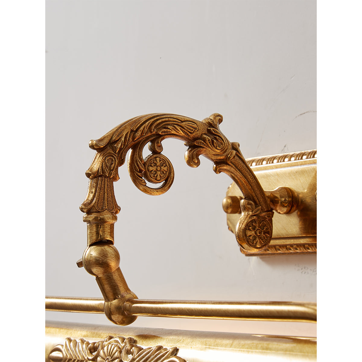 Pania Brass Wall Lamp — view 37