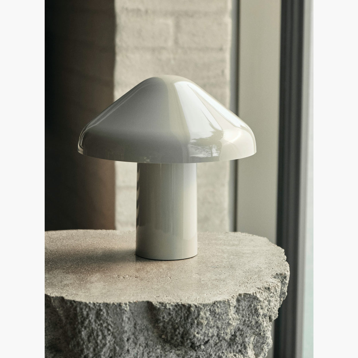 Pao Portable Table Lamp (built-in battery) — view 29