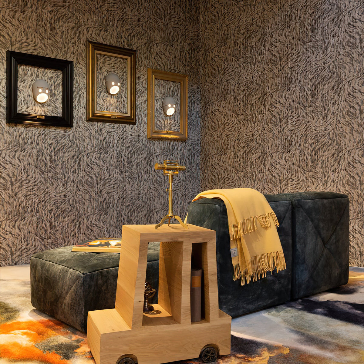 Party Wall Lamp — view 12