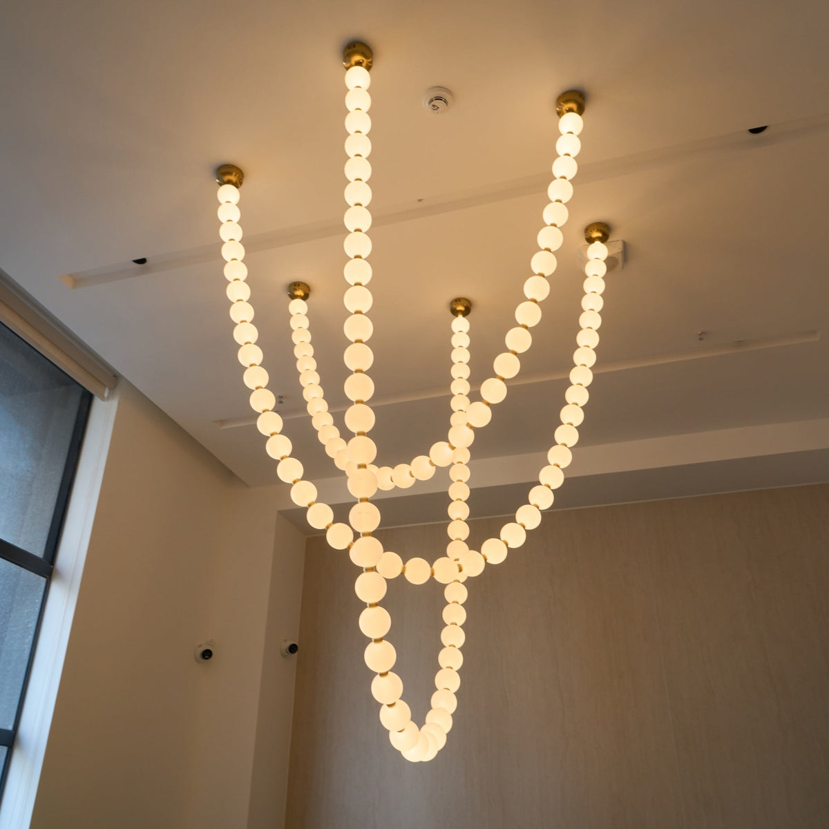 Pearl Necklace Chandelier — view 11
