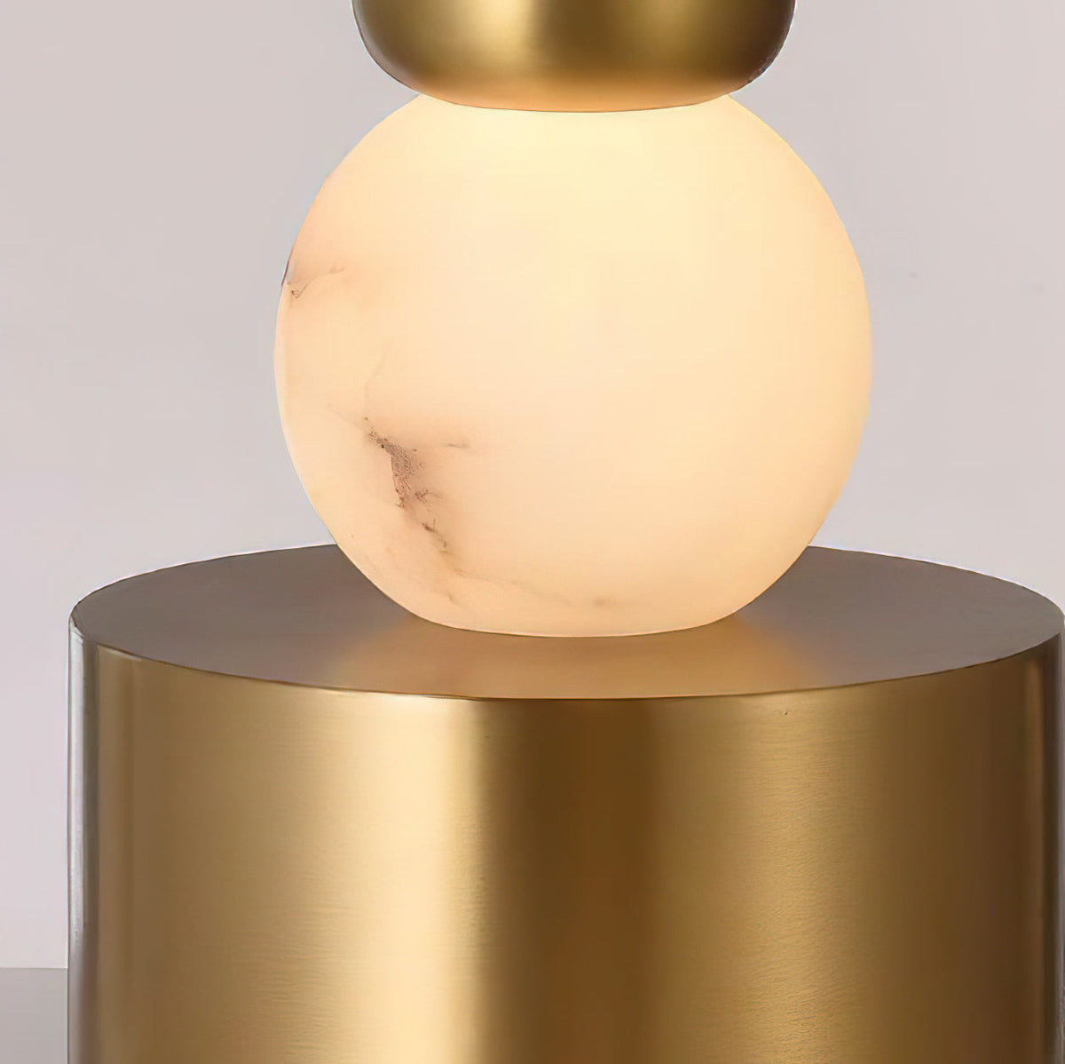 Pearl Xyx Table Lamp — view 9