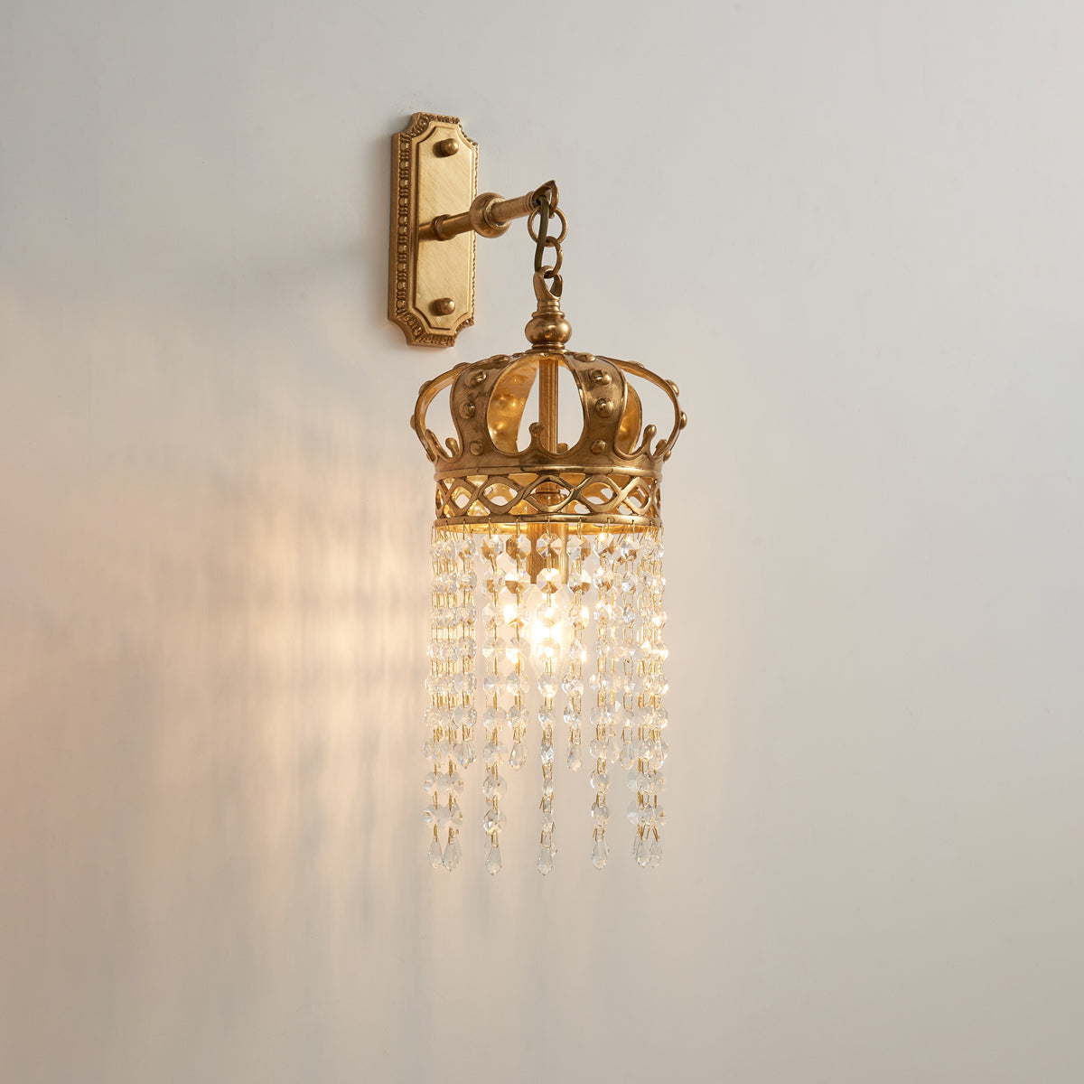 Timon Brass Crown Wall Lamp — view 15