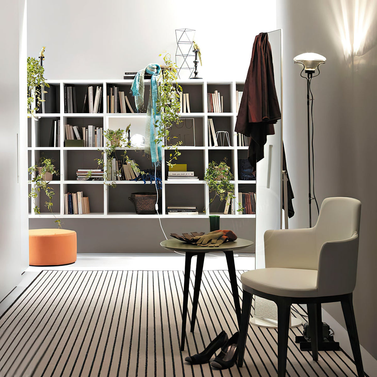 Toio Floor Lamp — view 8