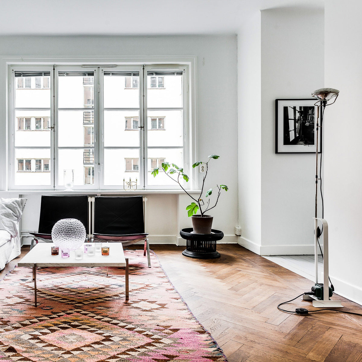 Toio Floor Lamp — view 11