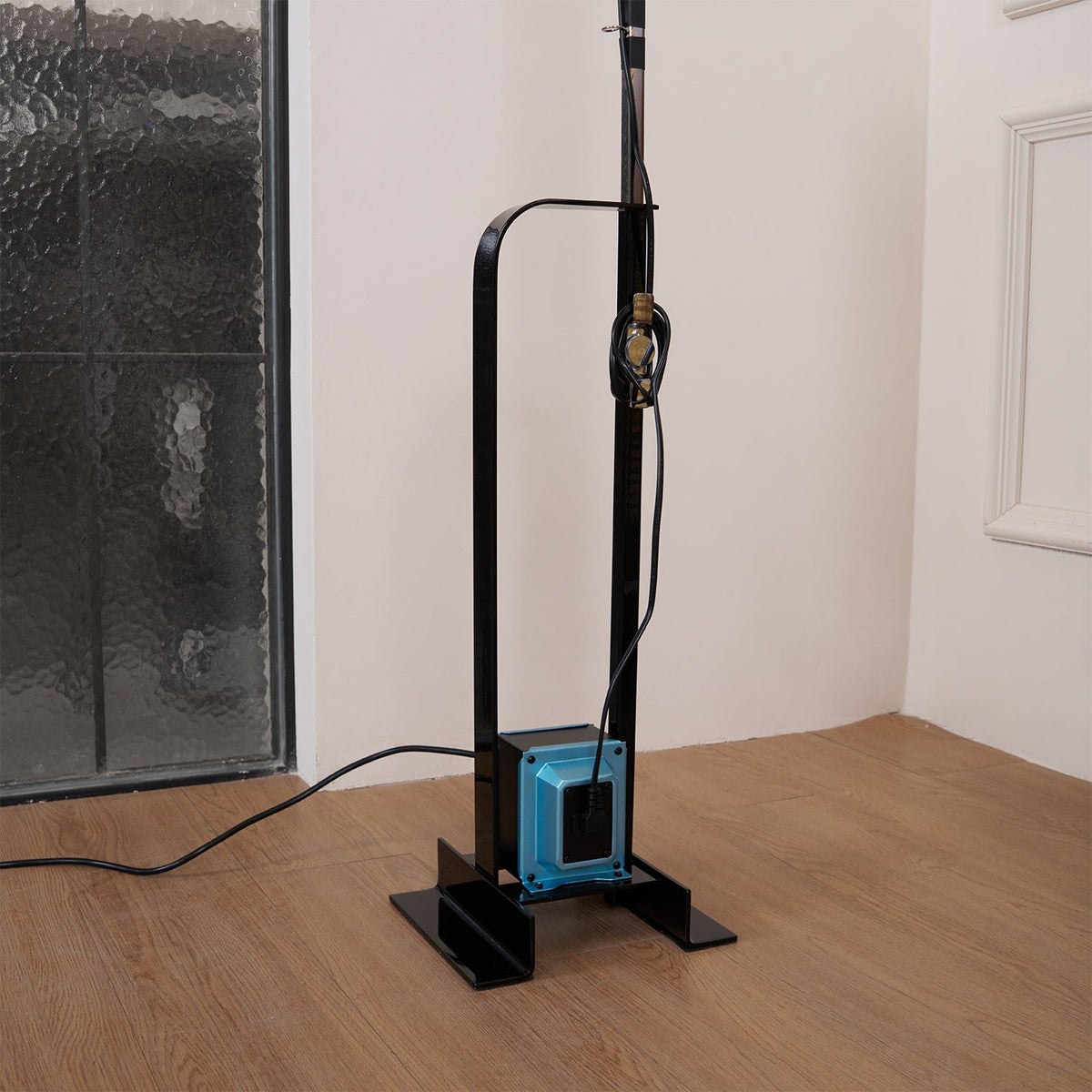 Toio Floor Lamp — view 26